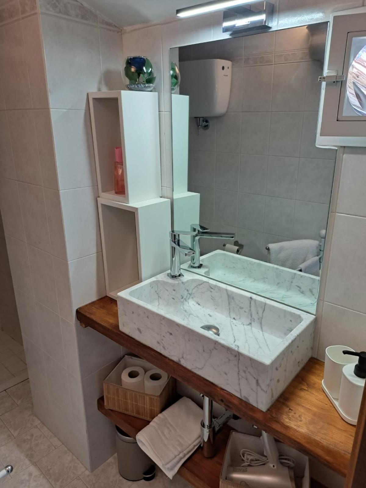 La Casa Di Lella Apartment ชิตตา เดลลา ปีเอเว ภายนอก รูปภาพ